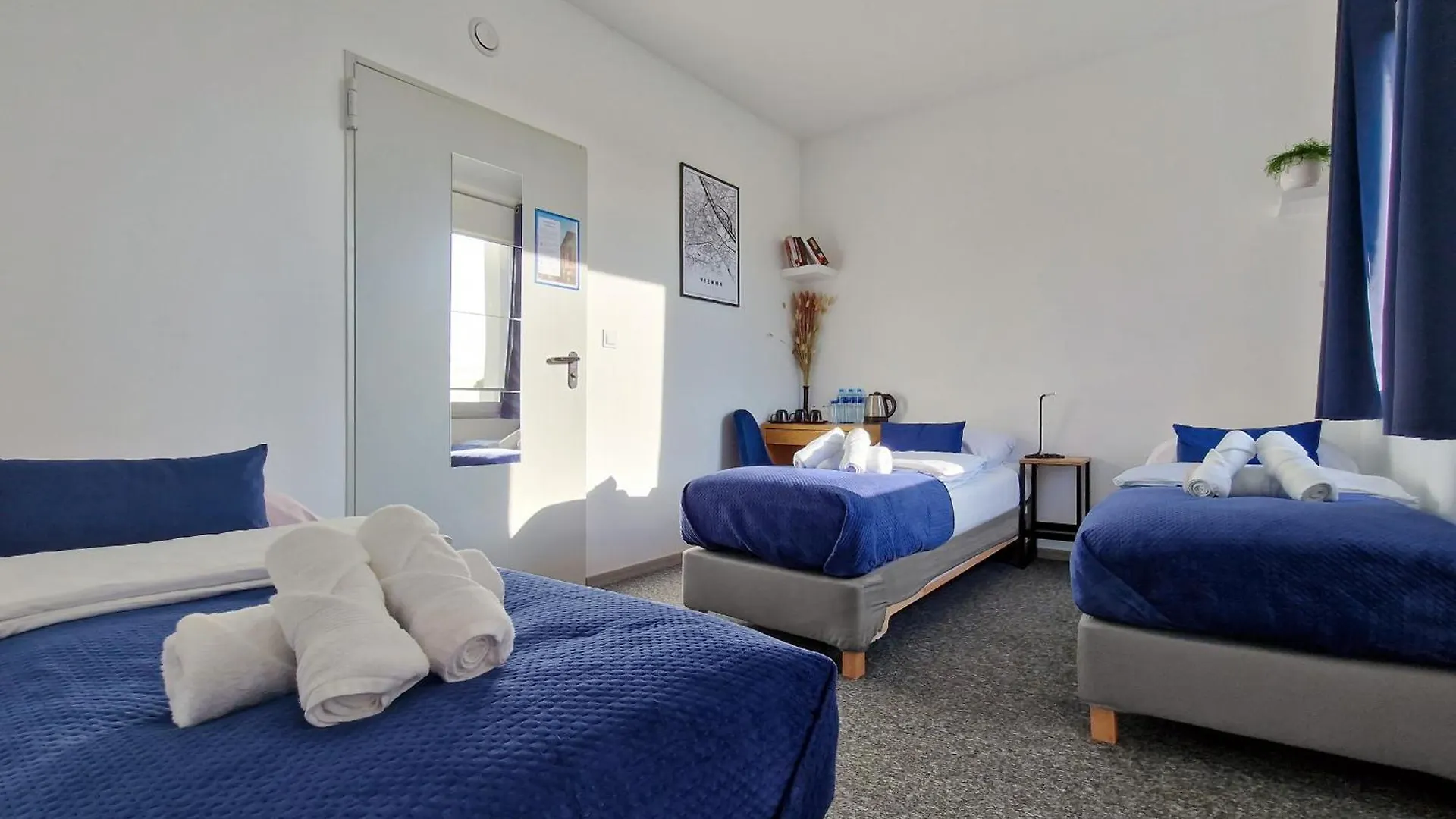Nocleg ze śniadaniem Bed and Breakfast Mile Gdansk Airport & Parking Dlugoterminowy Polska